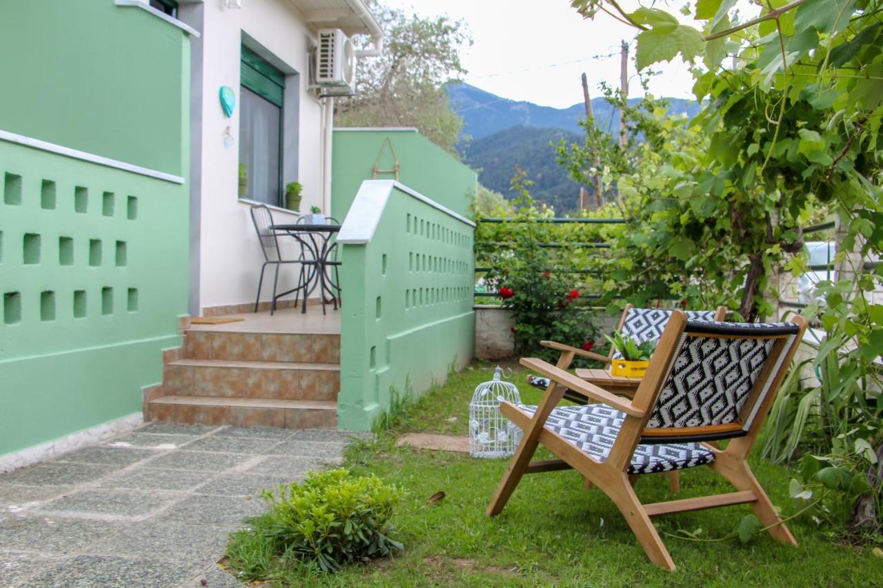Lamprini'S Deluxe Studios Limenas  Exterior photo